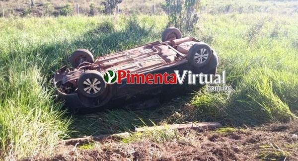Motorista bate na traseira de caminhão em trecho em obras na BR 364 Motorista bate na traseira de caminhão em trecho em obras na BR 364