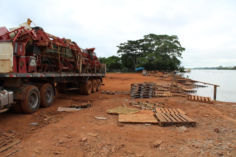 Produtos brasileiros voltam a ser exportados para a BolÃvia após suspensão de mais de um mês em RO