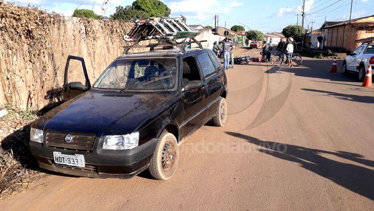 GRÁVIDA: Mulher fica seriamente ferida em acidente de moto com carro