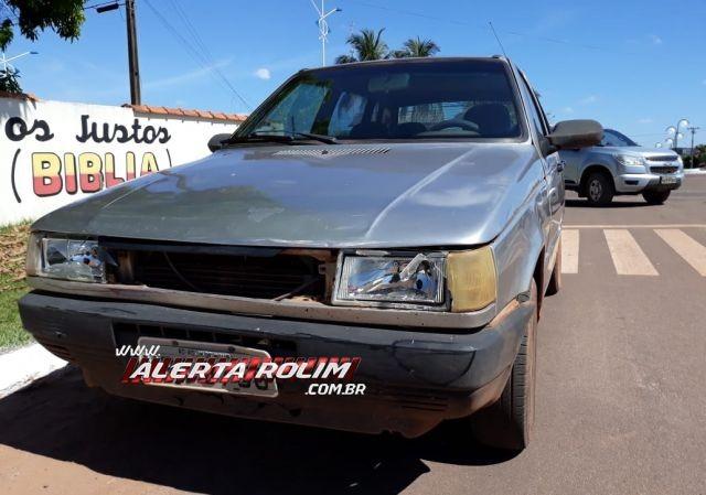 Rolim de Moura - Motociclista fica ferido após ser atingido por carro no Centro da cidade Rolim de Moura - Motociclista fica ferido após ser atingido por carro no Centro da cidade