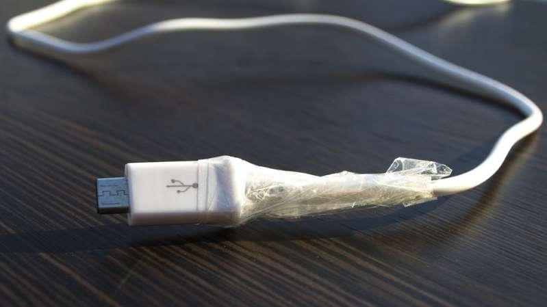 Quais os riscos de carregar o celular com um cabo estragado, falso ou defeituoso? Quais os riscos de carregar o celular com um cabo estragado, falso ou defeituoso?