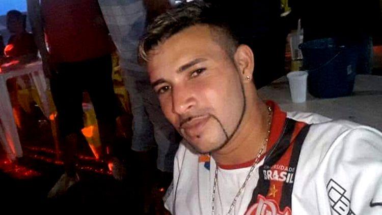 EXECUÇÃO : Jovem é morto a tiros e golpes de facão na zona Leste de Porto Velho