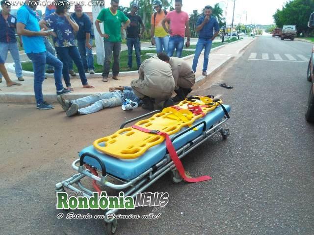 Rolim de Moura- Motociclista é socorrido após colidir em carro Rolim de Moura- Motociclista é socorrido após colidir em carro