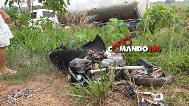 Motociclista morre em trágico acidente próximo ao município de Teixeirópolis Motociclista morre em trágico acidente próximo ao município de Teixeirópolis