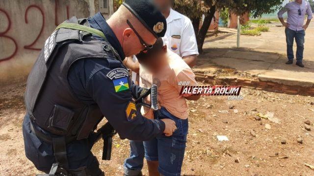 Rolim de Moura – Utilizando chave micha, adolescente furta moto em frente de hospital, mas é seguido e detido por popular Rolim de Moura – Utilizando chave micha, adolescente furta moto em frente de hospital, mas é seguido e detido por popular