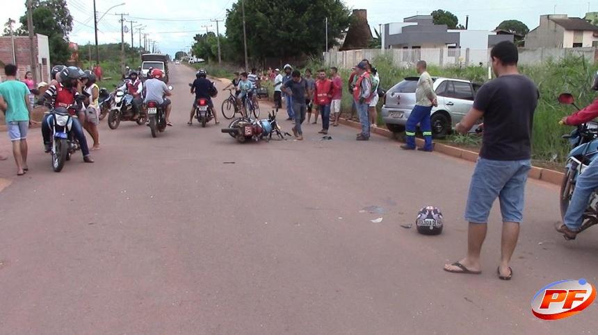 Moto taxista é socorrido com suspeita de Traumatismo Crânio Encefálico após colisão com carro Rolim de Moura