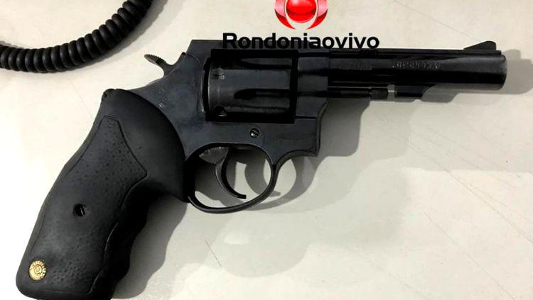 "PERDEU": Delegacia de Patrimônio detém menor armado após roubo de motocicleta "PERDEU": Delegacia de Patrimônio detém menor armado após roubo de motocicleta