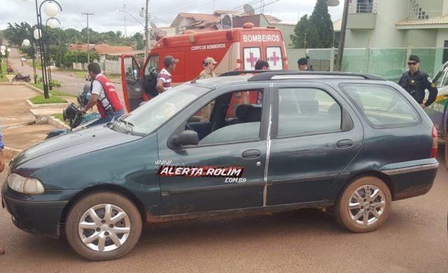 Rolim de Moura – Passageiro de mototáxi fica ferido após moto ser atingida por carro no Centro da cidade Rolim de Moura – Passageiro de mototáxi fica ferido após moto ser atingida por carro no Centro da cidade