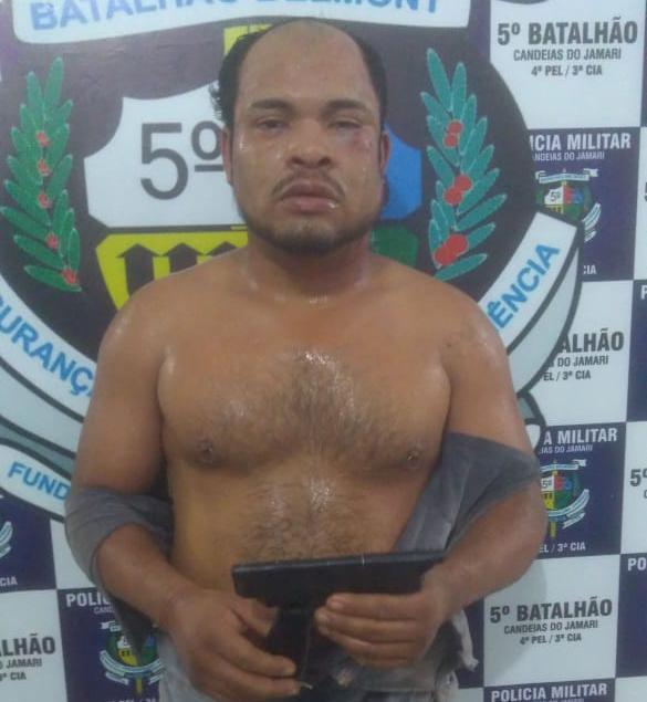 AMARRADO: Radialista é espancado durante roubo e suspeito leva surra de populares AMARRADO: Radialista é espancado durante roubo e suspeito leva surra de populares