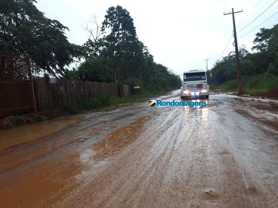 Madeira tem repiquete e atinge cota de transbordamento: 17,11 metros