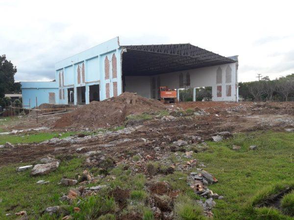 Mestre de obras que construiu “cartão postal” de Vilhena se diz traído e pede que engenheiro prove que igreja precisava ser demolida