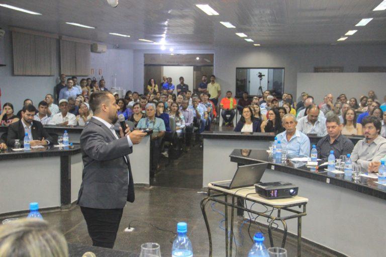 após ausência de Máximo em audiência após ausência de Máximo em audiência