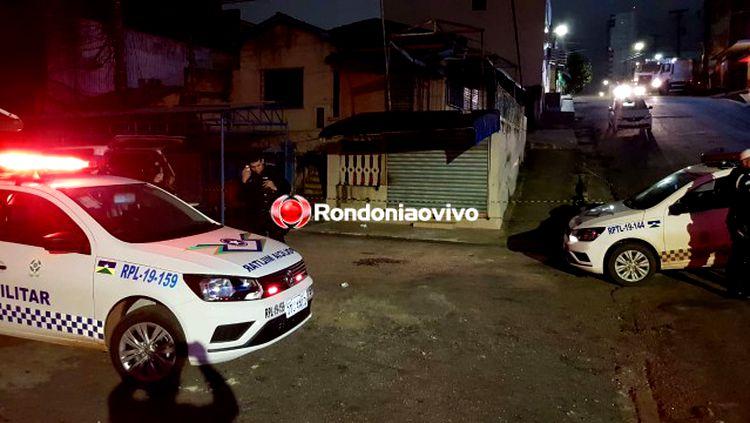 VÍDEO: Dupla é presa com dinamite e arma tentando explodir caixa eletrônico de banco VÍDEO: Dupla é presa com dinamite e arma tentando explodir caixa eletrônico de banco