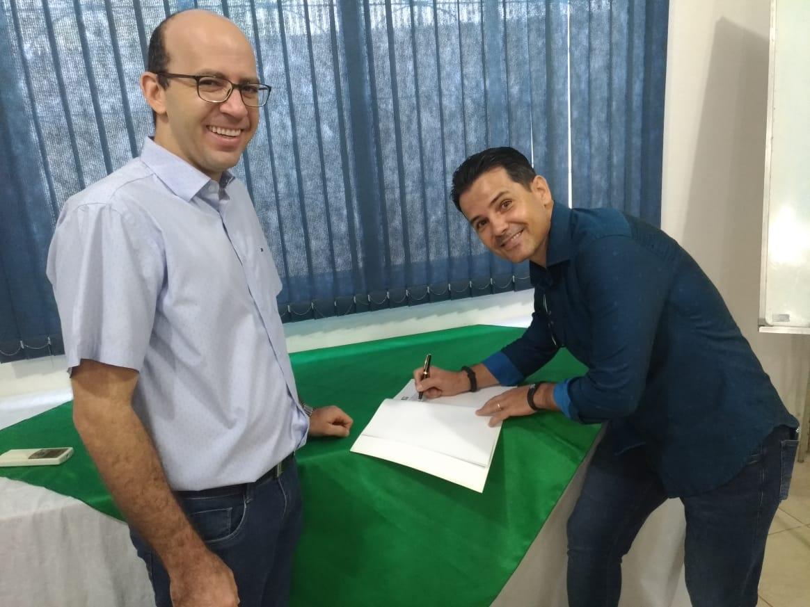 ROLIM DE MOURA: CrediSiS Sudoeste fecha parceria com ACIRM para promoção ‘Show de Prêmios’ ROLIM DE MOURA: CrediSiS Sudoeste fecha parceria com ACIRM para promoção ‘Show de Prêmios’