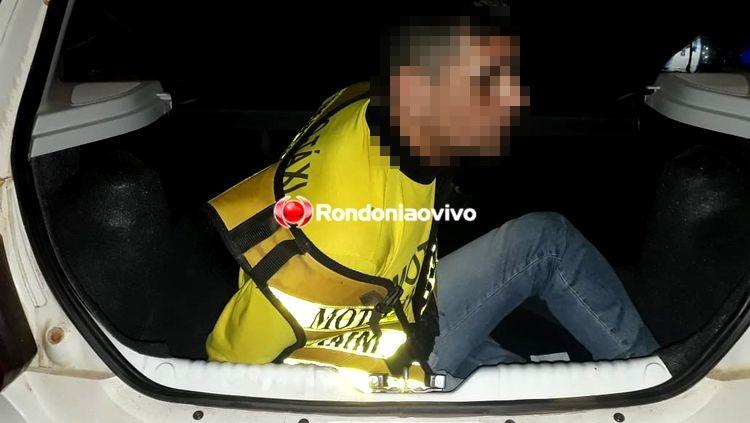 MAIS DE 2 QUILOS: Bando integrado por mototaxista é preso com droga enterrada MAIS DE 2 QUILOS: Bando integrado por mototaxista é preso com droga enterrada