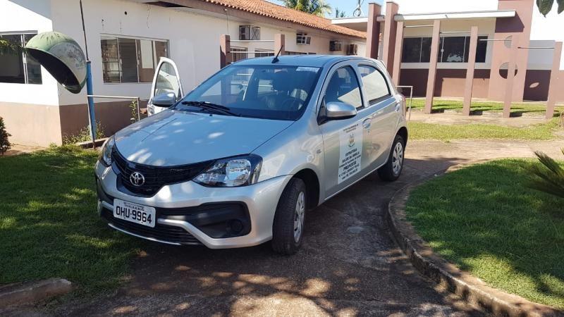ROLIM DE MOURA: Prefeito Luizão do Trento e vice-prefeito Fabricio Melo entregam ambulância e veículo Etios para Nova Estrela ROLIM DE MOURA: Prefeito Luizão do Trento e vice-prefeito Fabricio Melo entregam ambulância e veículo Etios para Nova Estrela
