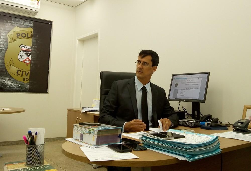 ‘Não havia vidro na marmita’ diz delegado sobre denúncia de imigrante em Vilhena, RO ‘Não havia vidro na marmita’ diz delegado sobre denúncia de imigrante em Vilhena, RO