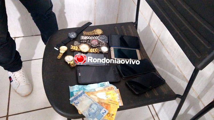 PORTO VELHO: Bando é preso após amarrar família durante roubo a residência PORTO VELHO: Bando é preso após amarrar família durante roubo a residência