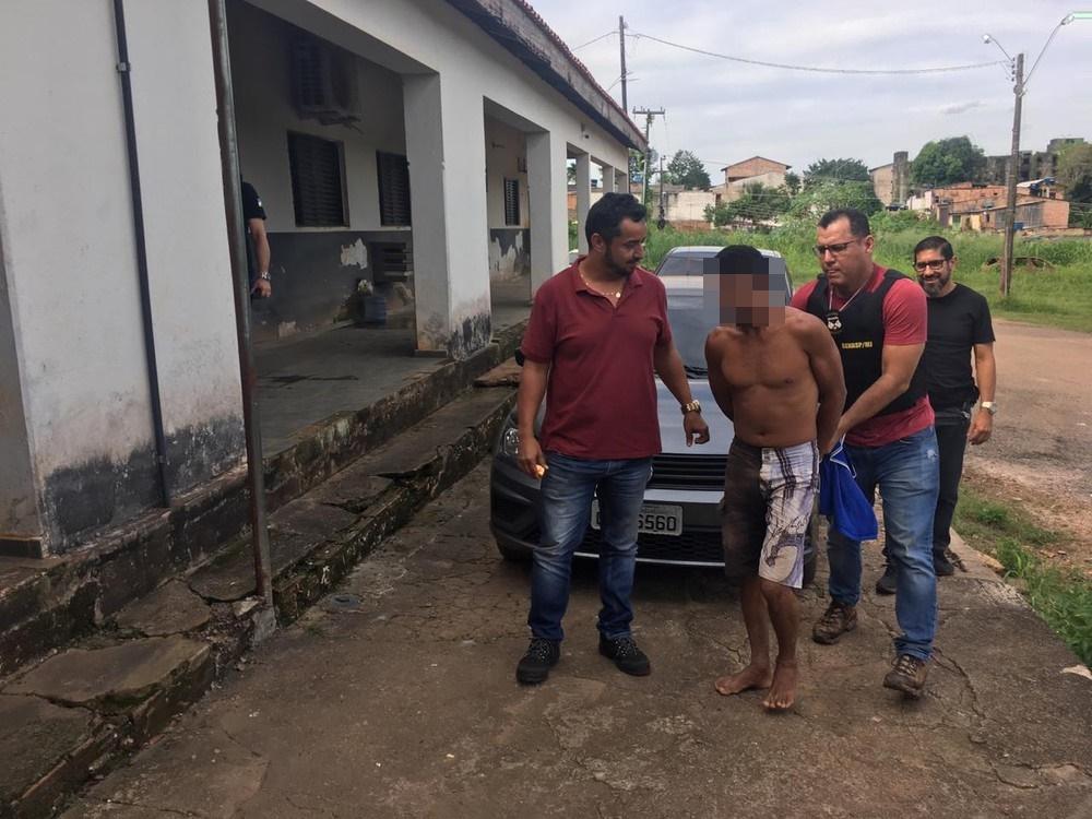 Suspeito de intermediar crime para filho que mandou matar o pai se apresenta à polícia, em RO Suspeito de intermediar crime para filho que mandou matar o pai se apresenta à polícia, em RO