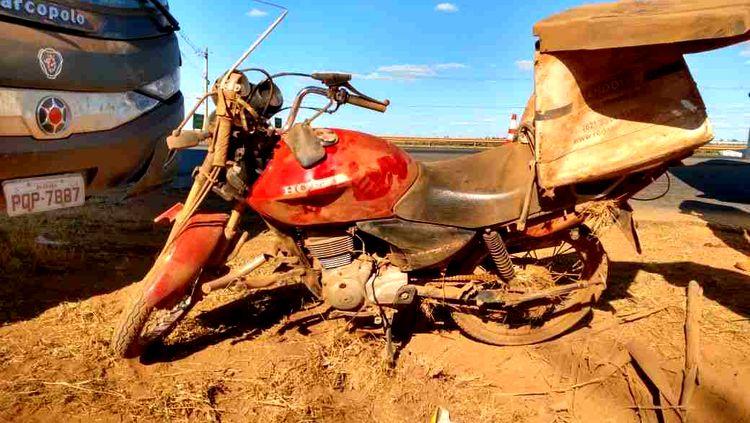 ACIDENTE: Ônibus de Gusttavo Lima atropela moto e deixa um ferido na BR-060 