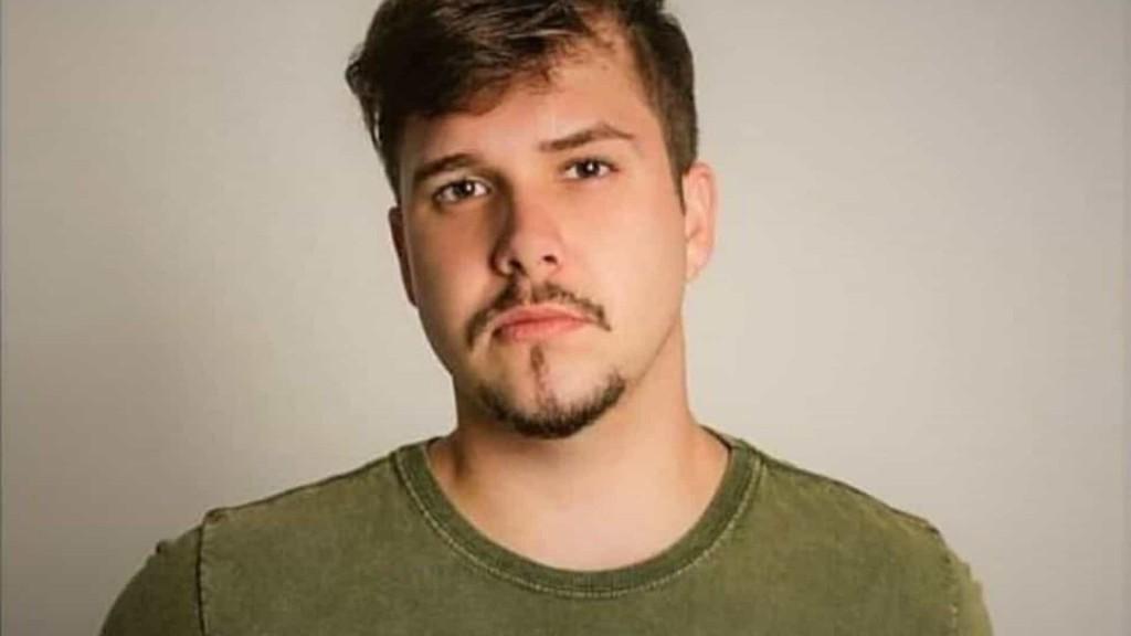 Cantor sertanejo de 22 anos morre em acidente de trânsito Cantor sertanejo de 22 anos morre em acidente de trânsito
