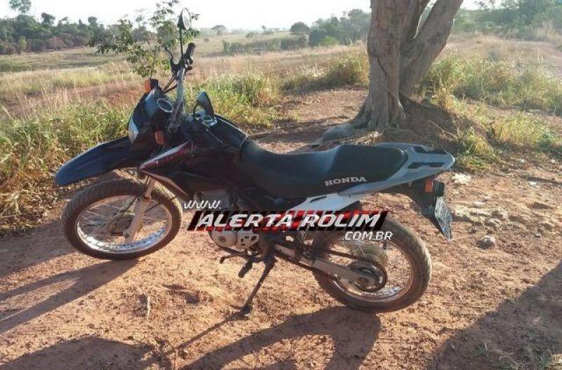 Rolim de Moura – Após denúncia, moto roubada é recuperada pela Polícia Militar