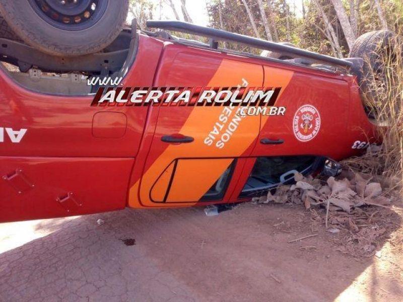 Viatura do Corpo de Bombeiros de Rolim de Moura capota próximo a Parecis