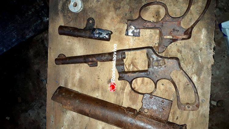 MATADOR PERIGOSO: Homicídios fecha fábrica de armas durante cerco para tentar prender "Bate- Estaca" MATADOR PERIGOSO: Homicídios fecha fábrica de armas durante cerco para tentar prender "Bate- Estaca"