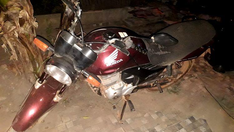 EM PORTO VELHO: Polícia descobre esconderijo de várias motocicletas roubadas EM PORTO VELHO: Polícia descobre esconderijo de várias motocicletas roubadas