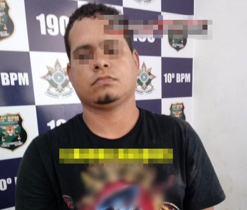 ROLIM DE MOURA: Três suspeitos de tráfico de drogas são presos em flagrante ROLIM DE MOURA: Três suspeitos de tráfico de drogas são presos em flagrante