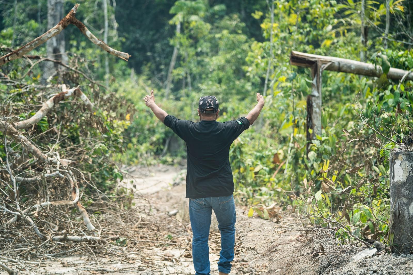 Na terra indígena mais ameaçada do Brasil, base da Funai é destruída, e ninguém sabe quem cometeu o crime Na terra indígena mais ameaçada do Brasil, base da Funai é destruída, e ninguém sabe quem cometeu o crime