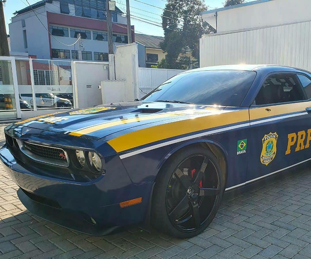 CARRÃO: PRF passa a usar Dodge Challenger no combate ao tráfico de drogas 