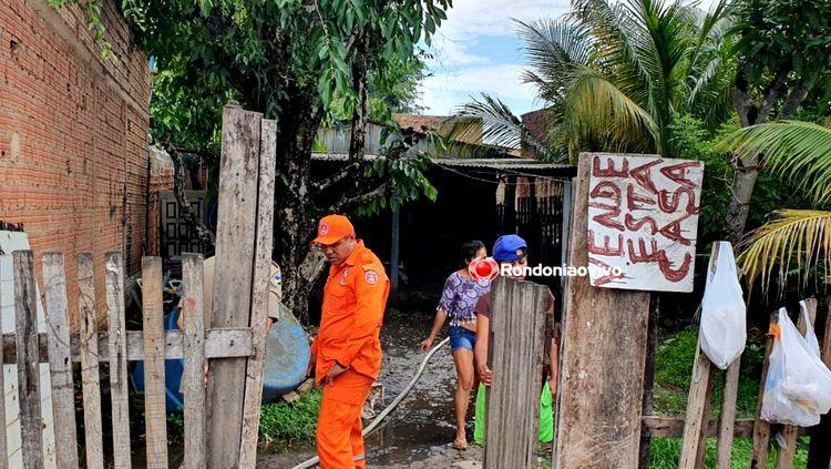 Corpo de Bombeiros é acionado para conter incêndio na zona Sul Corpo de Bombeiros é acionado para conter incêndio na zona Sul
