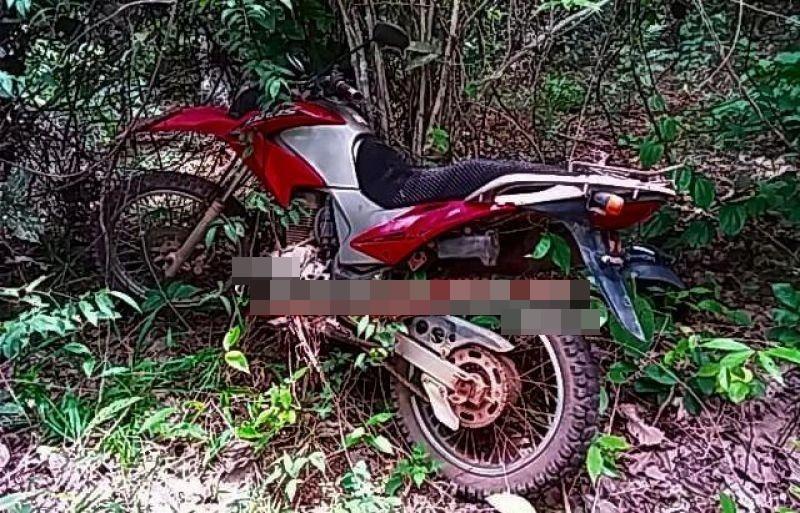 Moto possivelmente furtada ou roubada é encontrada pela PM na área rural
