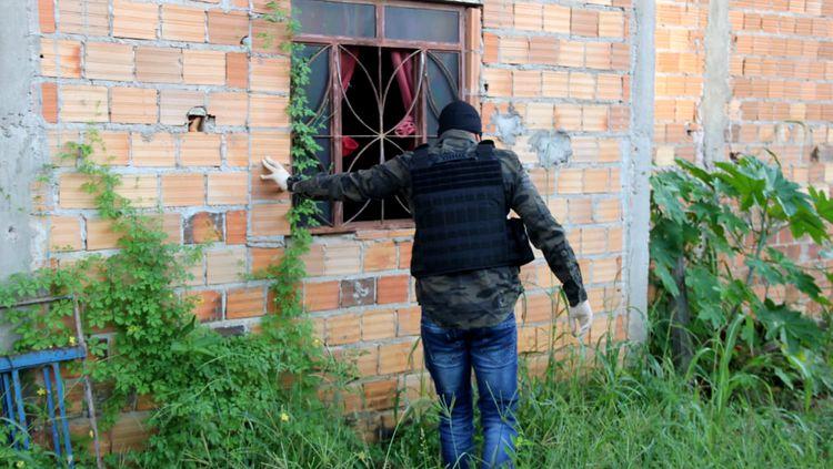 PC, PM e PRF cumprem 19 mandados de prisão contra suspeitos de tráfico de drogas PC, PM e PRF cumprem 19 mandados de prisão contra suspeitos de tráfico de drogas