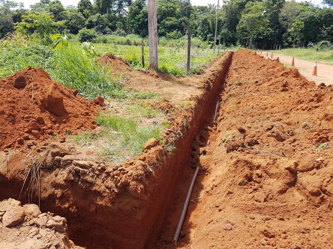 Mais de 40 famílias receberão água tratada no Cidade Alta três em Rolim de Moura