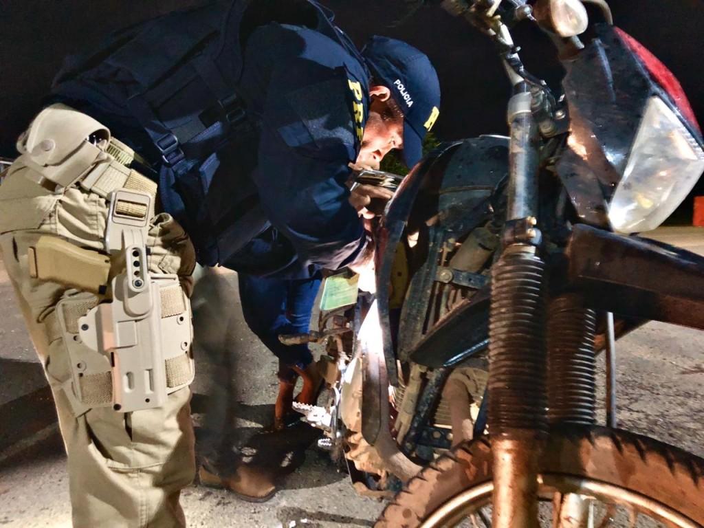 PRF realiza prisão de 8 pessoas em Rondônia PRF realiza prisão de 8 pessoas em Rondônia