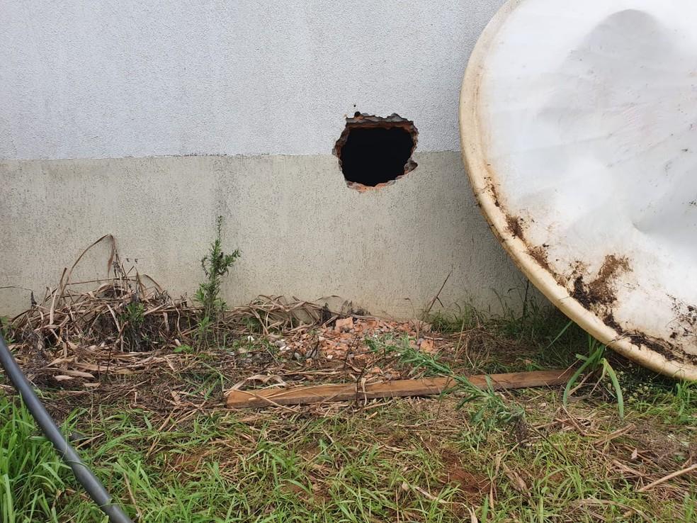 Avião é furtado de dentro de hangar em fazenda de Jaru