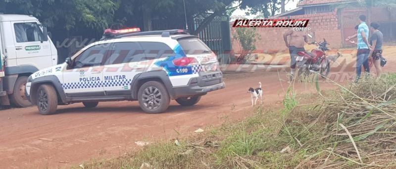Motociclista é socorrido inconsciente após sofrer queda no Bairro Cidade Alta, em Rolim de Moura