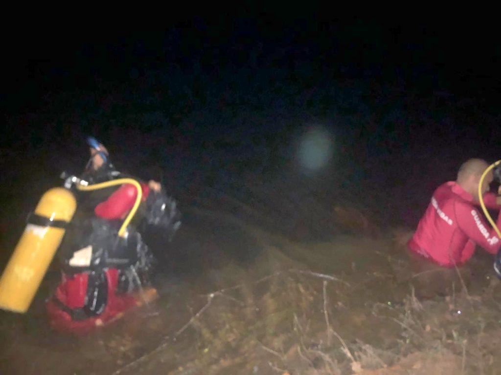 Irmãos de 09 e 14 anos morrem afogados durante brincadeira em lago em Itapuã do Oeste Irmãos de 09 e 14 anos morrem afogados durante brincadeira em lago em Itapuã do Oeste