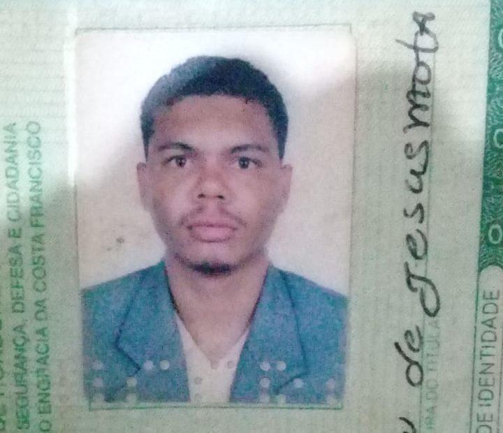 Homem é assassinado a tiros na noite desta quinta-feira em Jaru Homem é assassinado a tiros na noite desta quinta-feira em Jaru