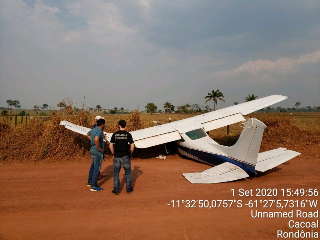 Avião carregado com drogas faz pouso forçado em Cacoal; veja o vídeo