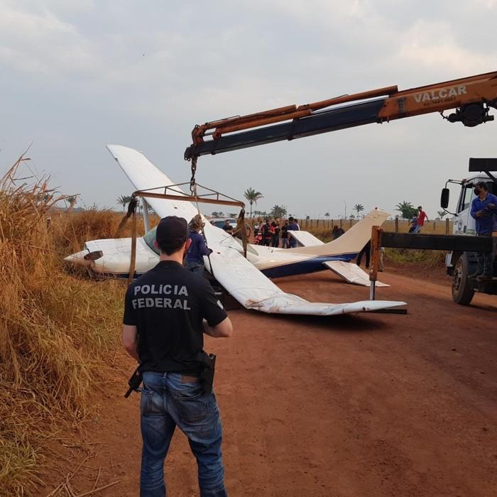 Avião carregado com drogas faz pouso forçado em Cacoal; veja o vídeo