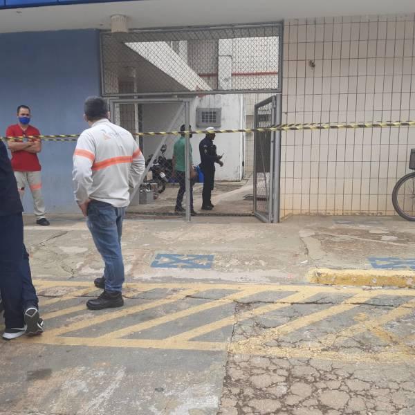 Agência da Caixa em Vilhena é atacada, fica sem energia elétrica e surgem especulações sobre possível ação de grupo que aterrorizou cidade de SC Agência da Caixa em Vilhena é atacada, fica sem energia elétrica e surgem especulações sobre possível ação de grupo que aterrorizou cidade de SC