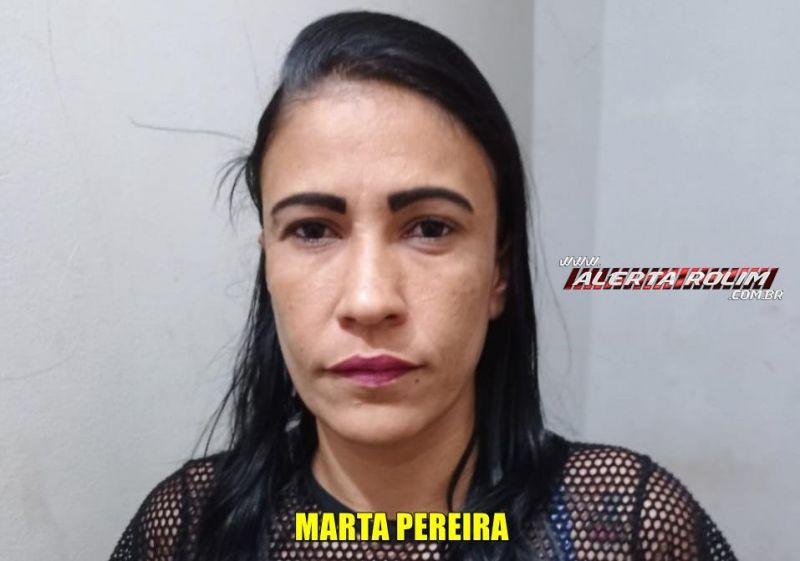 Mulher acusada de crimes de tráfico de drogas e furto é presa pela PM em Rolim de Moura