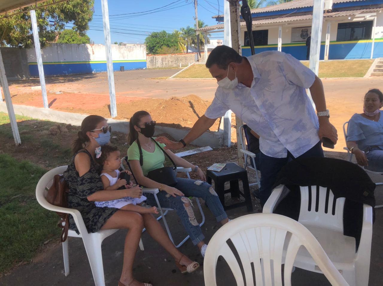 Rolim de Moura: Mulheres de militares pedem ao prefeito para que interceda junto ao Governo de RO por campanha salarial da categoria Rolim de Moura: Mulheres de militares pedem ao prefeito para que interceda junto ao Governo de RO por campanha salarial da categoria