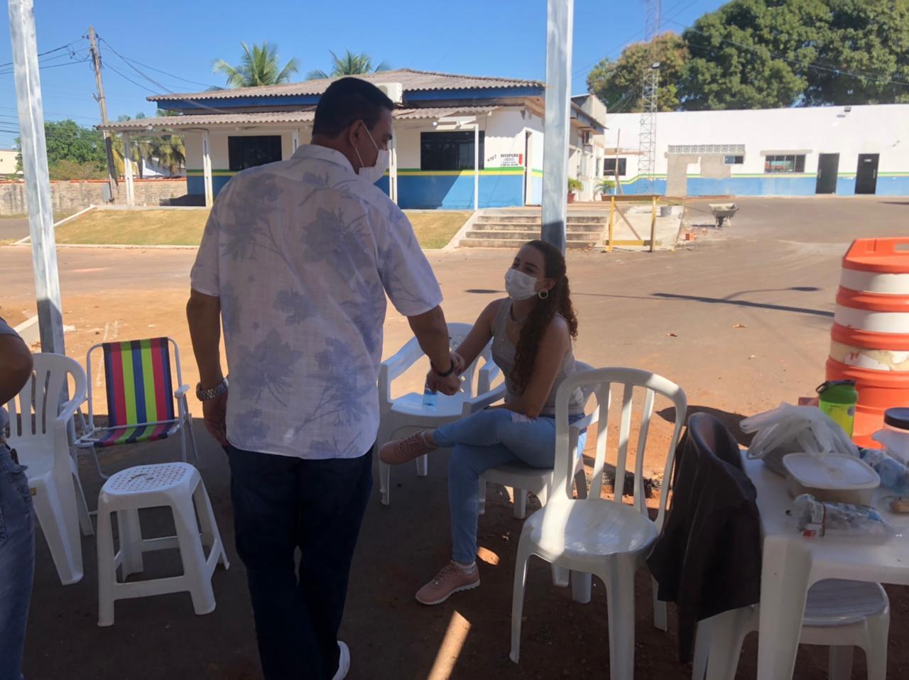Rolim de Moura: Mulheres de militares pedem ao prefeito para que interceda junto ao Governo de RO por campanha salarial da categoria Rolim de Moura: Mulheres de militares pedem ao prefeito para que interceda junto ao Governo de RO por campanha salarial da categoria