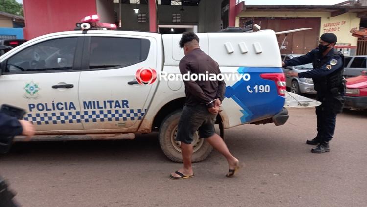 Valentão: Homem se arma com três facas e ameaça matar a ex-mulher Valentão: Homem se arma com três facas e ameaça matar a ex-mulher