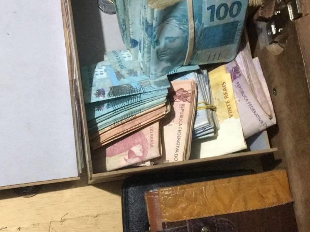 URGENTE: Polícia Civil deflagra mega operação em combate a invasões de terra, organizações criminosas e propriedades rurais em Rondônia URGENTE: Polícia Civil deflagra mega operação em combate a invasões de terra, organizações criminosas e propriedades rurais em Rondônia