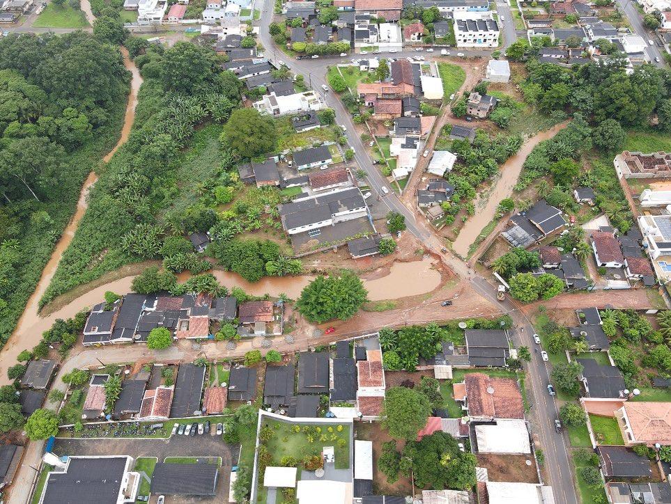 Cerca de 600 pessoas ficam desabrigadas após forte chuva em Ouro Preto